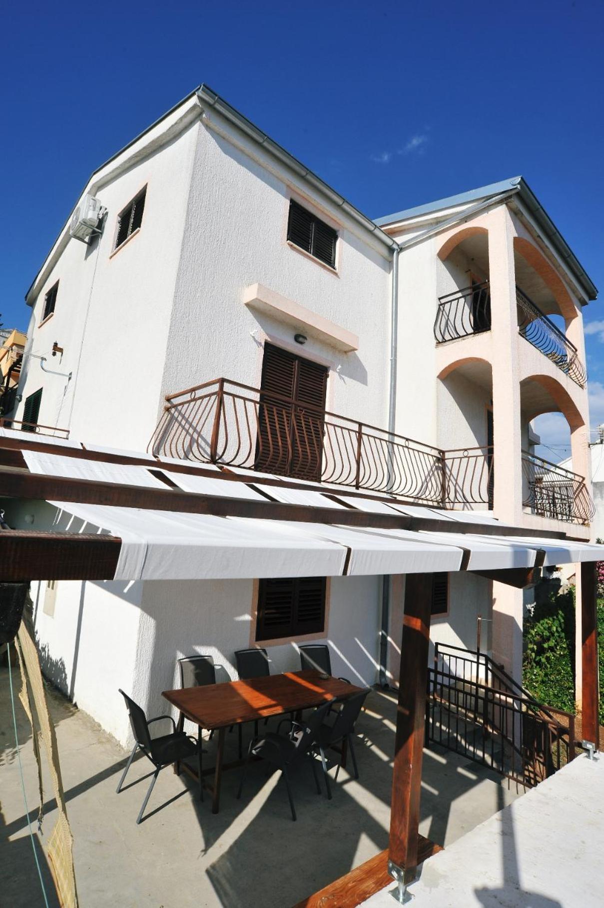 Apartments Ivan Spadina Tisno Luaran gambar